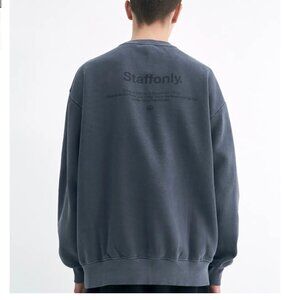 STAFFONLY Made in South Korea Pigment Key Sweatshirt Charcoal Grey Size 3/L